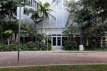 Casas, hoteles y más, han