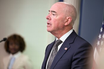 Alejandro Mayorkas (REUTERS/Annabelle Gordon)