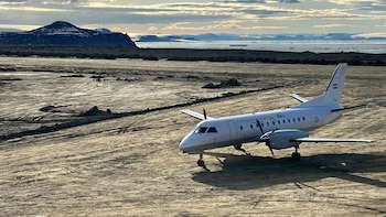 Con el aterrizaje del Saab