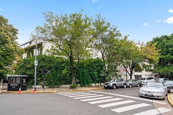 Casa Franco Macri en Barrio Parque - Casa Salvadori