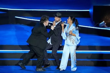 Javier Milei sorprendió al interpretar la canción 'Libre' de Nino Bravo en la ceremonia de las antorchas en Jerusalén durante los preparativos del Día de la Independencia de Israel