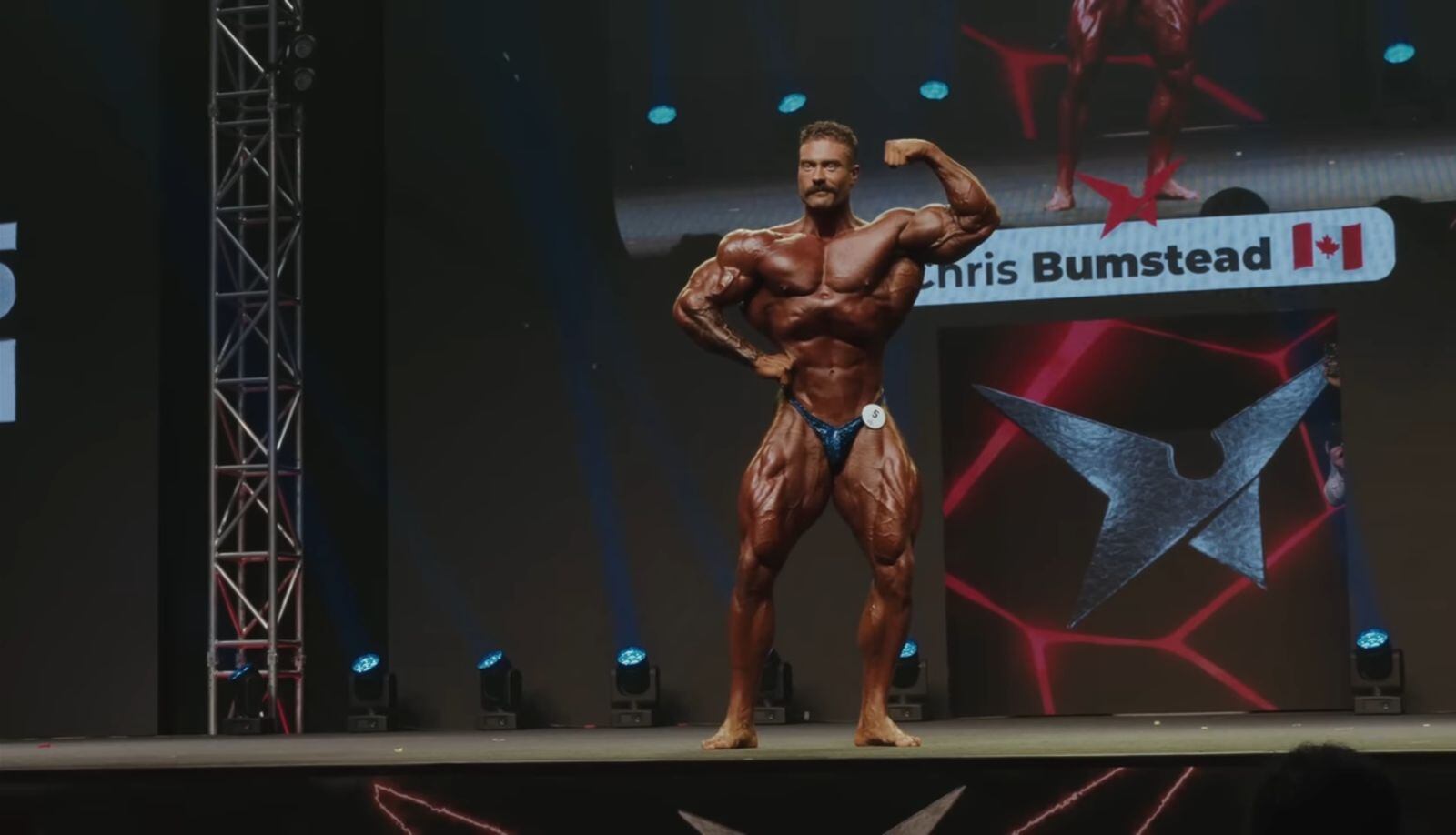 Chris Bumstead es el atleta que más veces ha ganado la categoría Classic Physique del Mr. Olympia, con seis victorias consecutivas desde su creación en 2016 (Captura de video: Youtube)