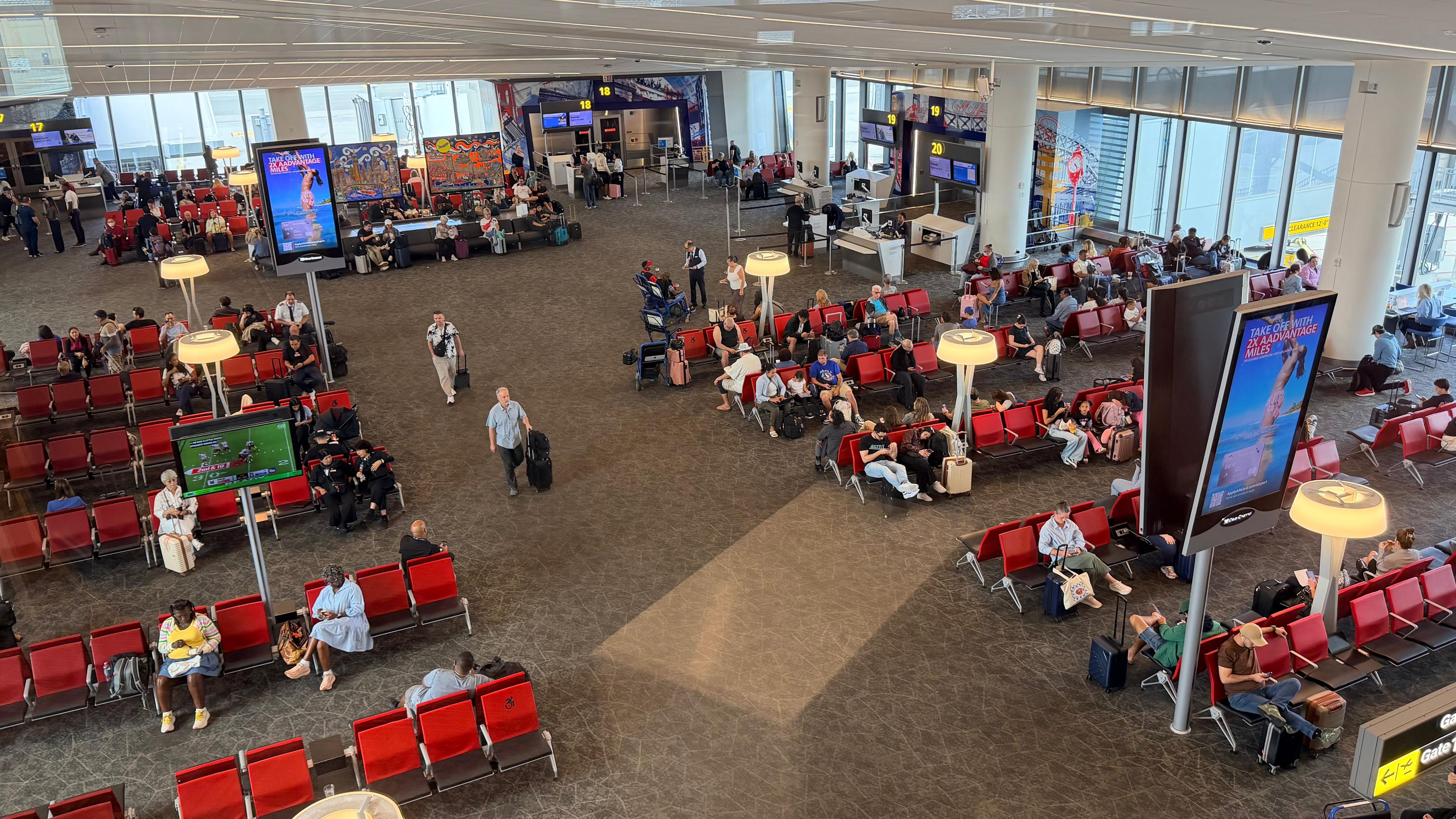 Las aerolíneas de Estados Unidos registraron más de 1,1 millones de valijas mal gestionadas en el primer semestre de 2026 (Aeropuerto LaGuardia Nueva York/ Opy Morales)