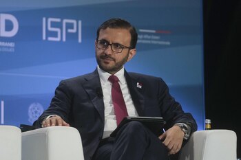 Imagen B4HE62SILRG45KU6R6A65OJBLU