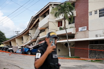 Un terremoto de magnitud 7,7 sacude Panamá y causa daños en edificios y vías