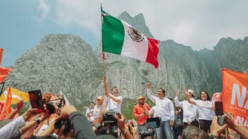 El político estuvo este domingo
