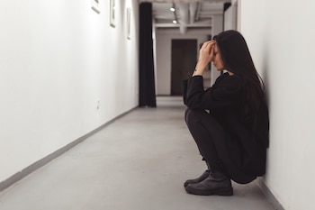 Una joven deprimida (ShutterStock).