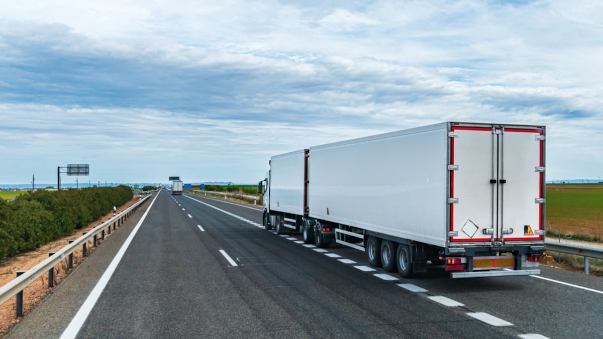 Duo-tráiler eléctrico en acción