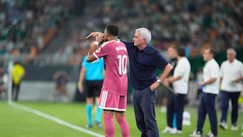 Mourinho elude opinar sobre la jugada del penalti y asegura no saber "por qué" han perdido