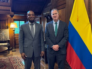 Reunión con Daniel Erikson, director