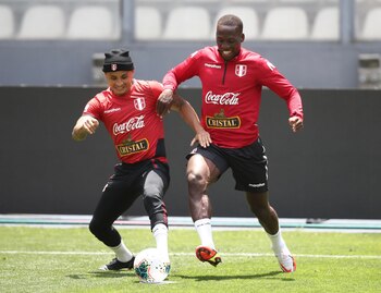 Luis Advíncula pasó del Rayo