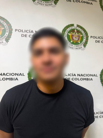 Las autoridades judiciales de Chile vinculan a este delincuente con el asesinato de su pareja sentimental y con la coordinación de ataques armados que resultaron en varias víctimas fatales y heridos - crédito Policía Nacional/Dijín