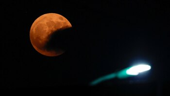 Eclipse lunar total en marzo: