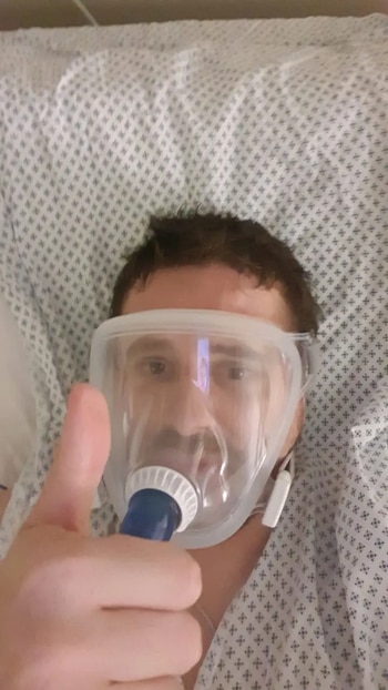 Doctor Andrés Meza, primer paciente