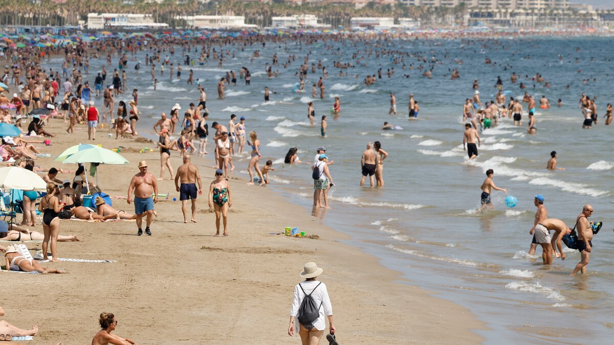 Empieza la segunda ola de calor del verano con noches infernales y seis regiones en alerta ante máximas de hasta 43ºC - Infobae