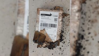 El paquete con explosivos que