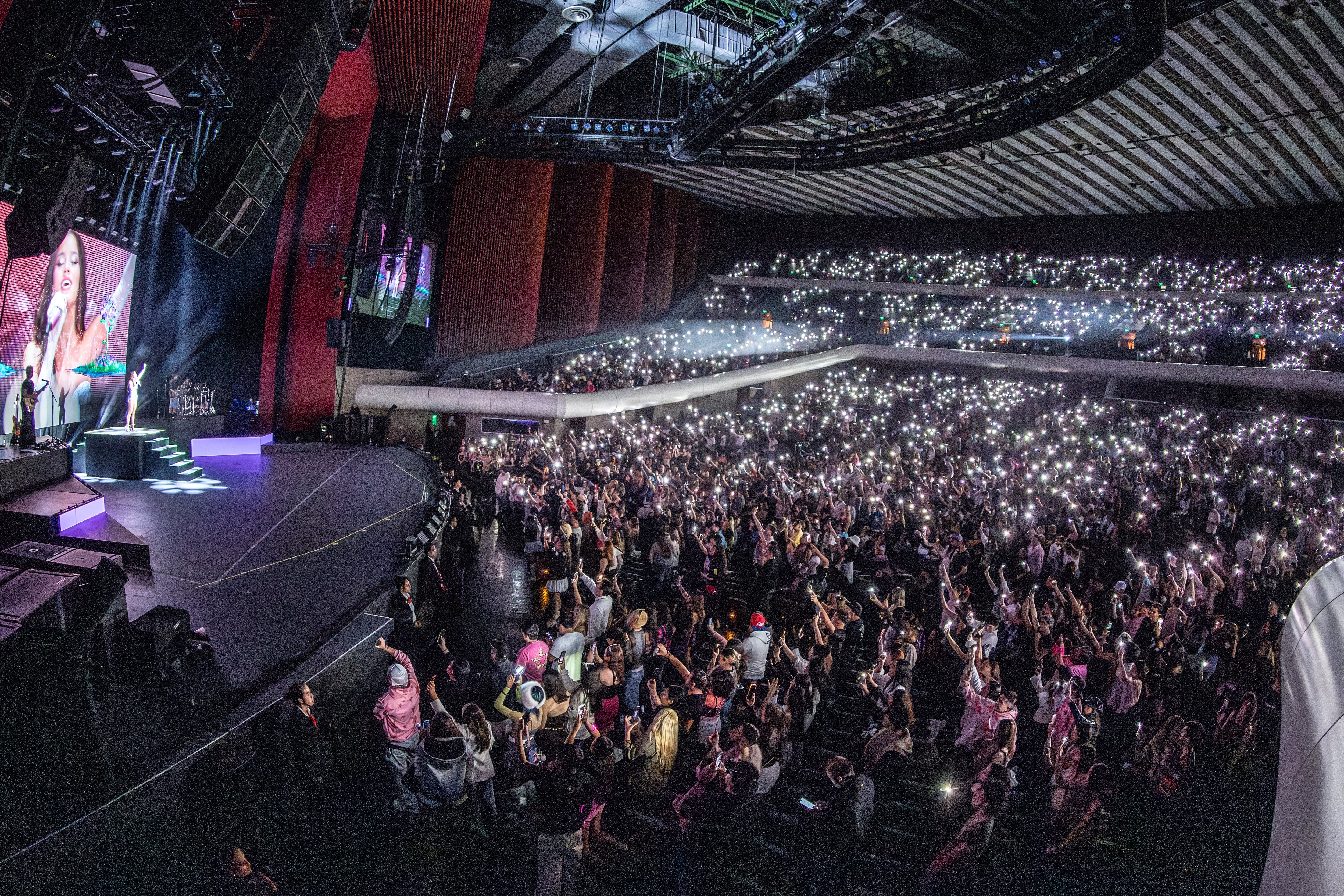 El Auditorio Nacional registrará más de 20 mil asistentes durante la jornada del 12 de septiembre.
(Foto: Santiago Covarrubias / OCESA)
