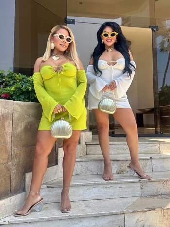 Con menos de 1 millón de seguidores en Instagram, las hijas de 'Chibolín' han logrado generar grandes ingresos.