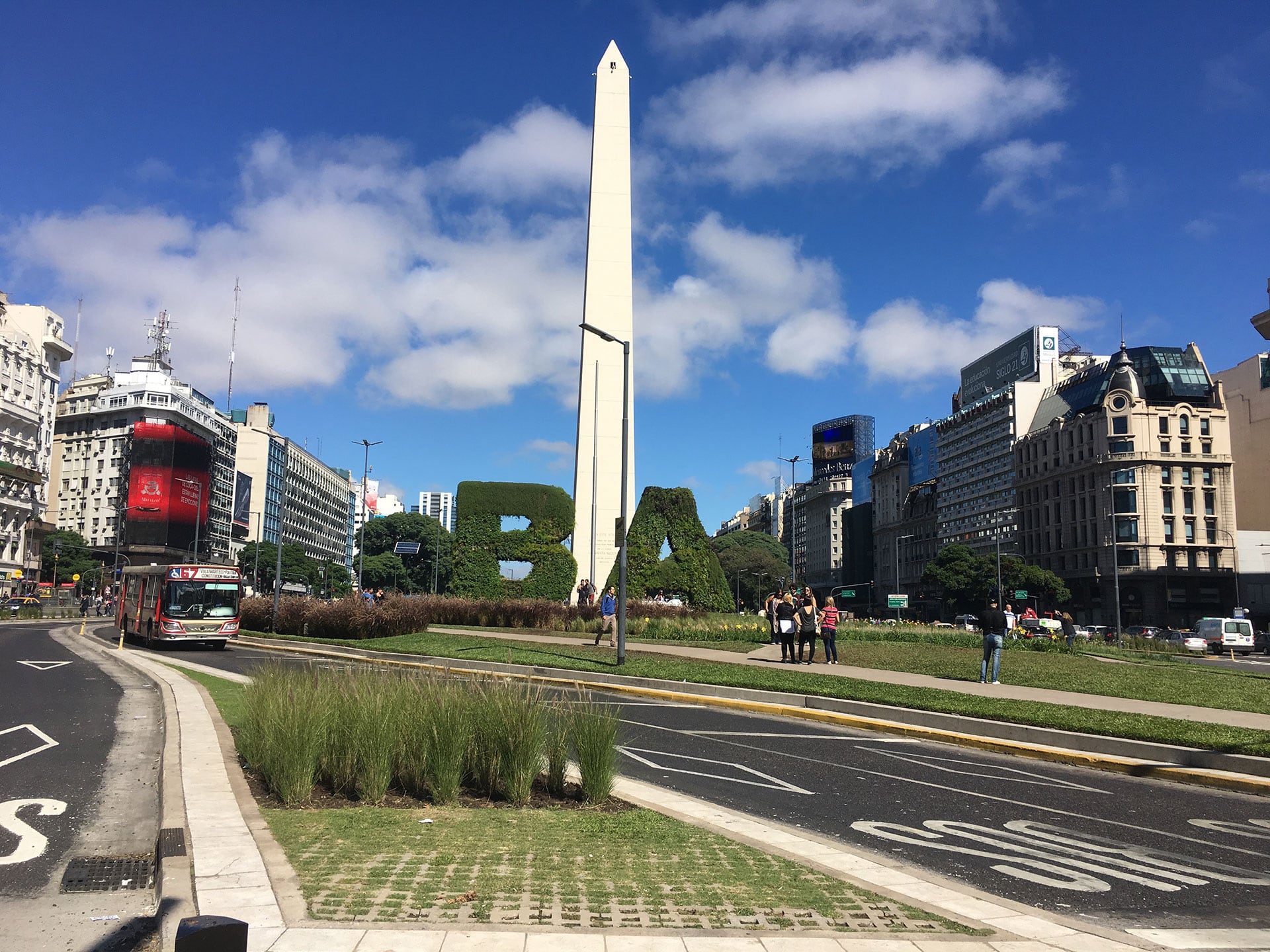 El receso invernal impulsó aumentos relevantes en los rubros vinculados al turismo en CABA
