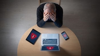 Así operan los fraudes informáticos que afectan a adultos mayores en Costa Rica