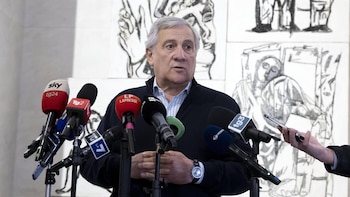 Italia cierra su Embajada en