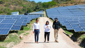 El Salvador: Consorcio privado inaugura