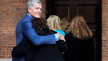 Steve ofreció una recompensa por