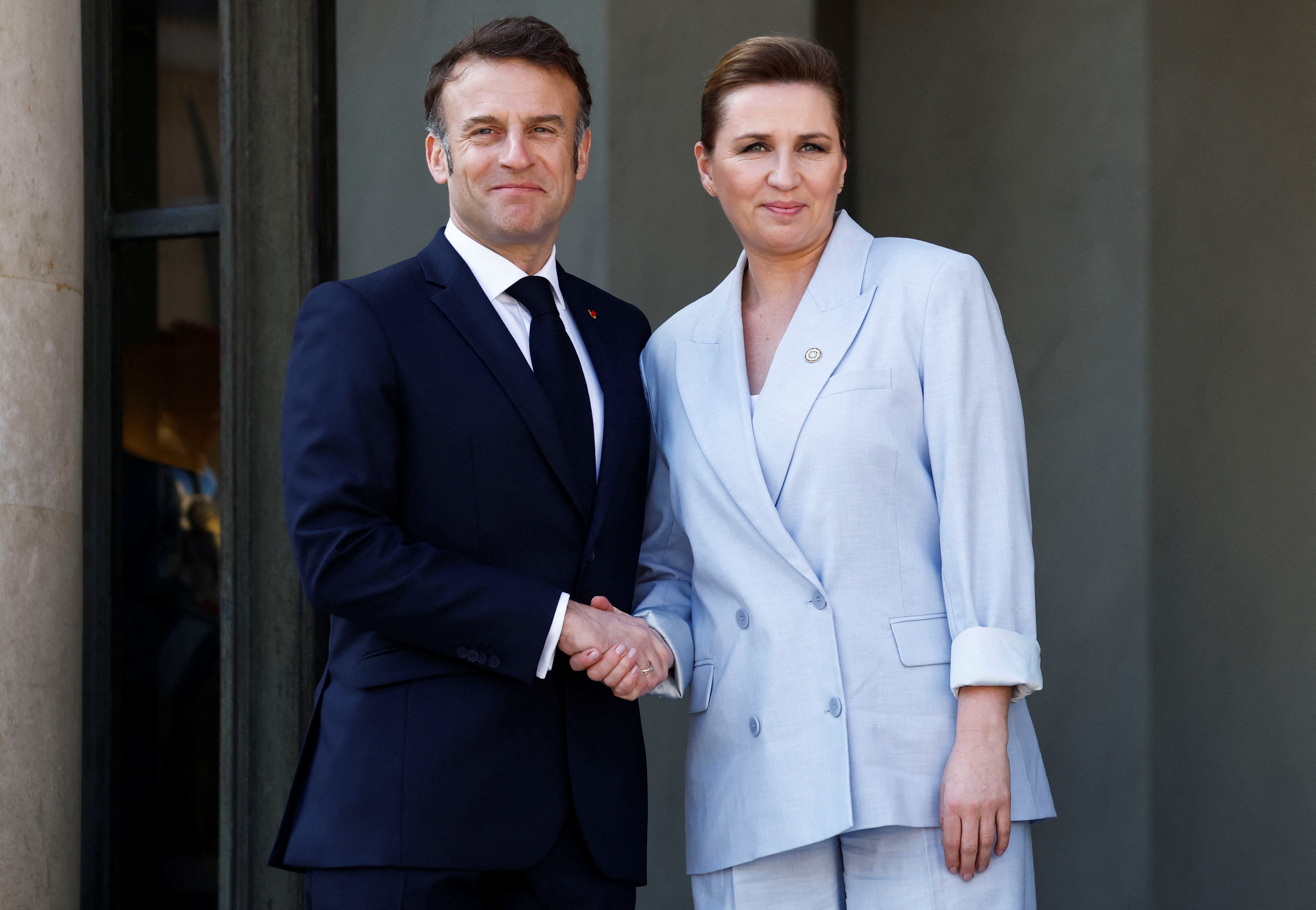 Macron viajará junto a la primera ministra danesa, Mette Frederiksen (REUTERS/Sarah Meyssonnier)