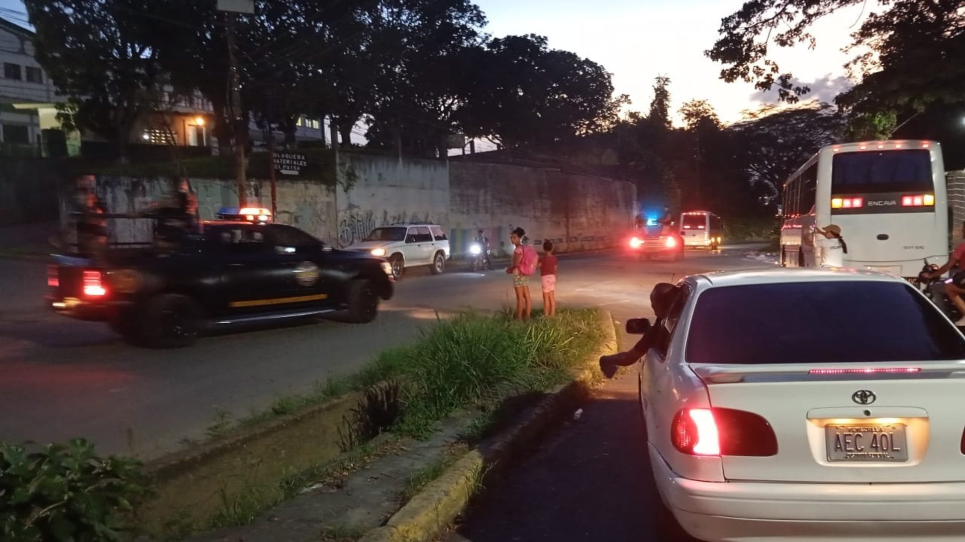 Una ONG denunció el traslado de presos políticos desde la cárcel El Rodeo I a otras prisiones en Venezuela (@CLIPPVE)