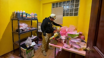 Policía incauta más de 800 mil pastillas de éxtasis y equipos para fabricar drogas sintéticas
