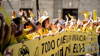 La huelga pasa factura a las educadoras infantiles de 0 a 3 de la Comunidad de Madrid tras dos meses de protestas: “Las compañeras cobran menos de 600 euros”