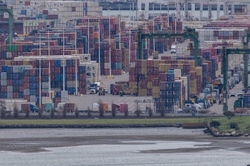 Contenedores de transporte. REUTERS/Carlos Barria