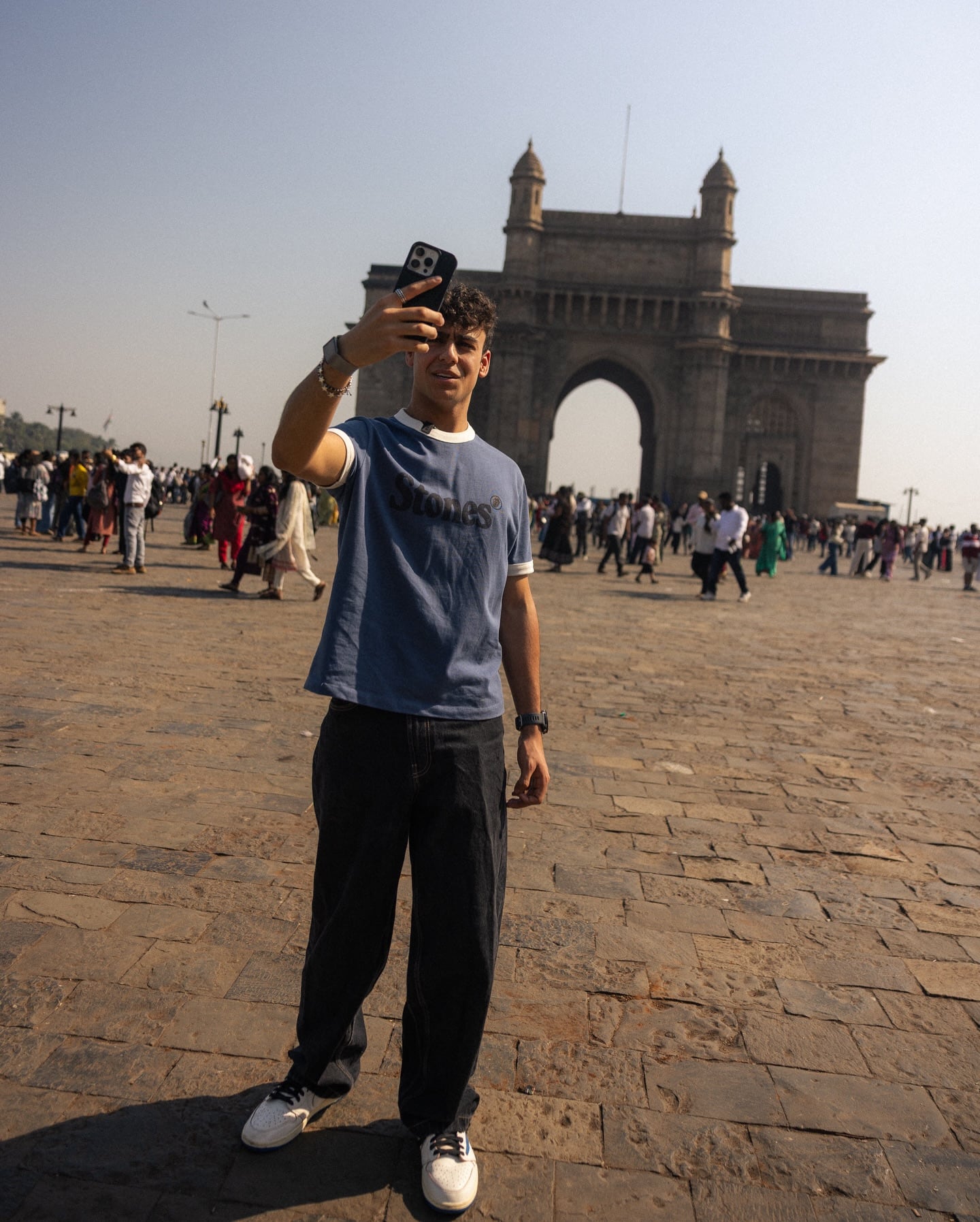 Arvid Lindblad debutará como piloto titular en la temporada 2026 de la F1