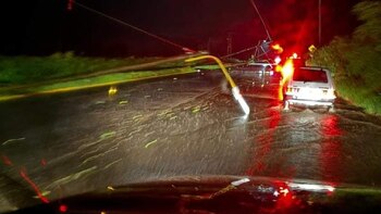 Varios autos quedaron atrapados en