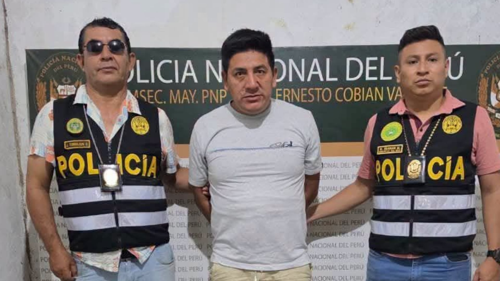 Detienen al exagente policial buscado por violar, embarazar y causar la muerte de su hija de doce años| Foto: PNP
