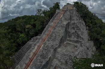 La restauración de la escalinata