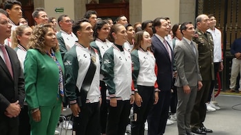 Sheinbaum abandera a la Delegación Mexicana de cara a los Juegos Centroamericanos y del Caribe 2026