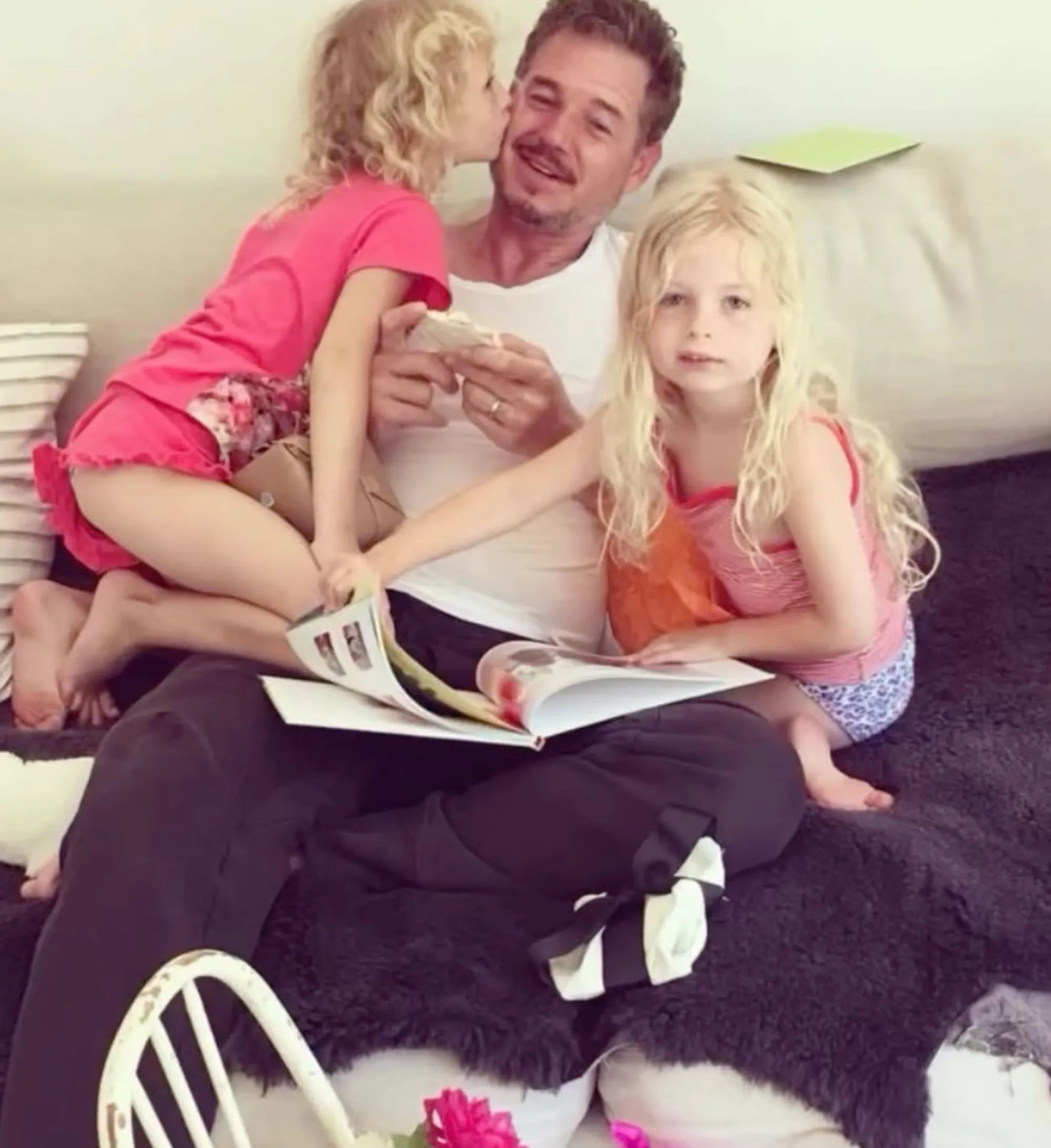 La actriz afirmó que vive el duelo con sus hijas Billie y Georgia mientras intenta seguir adelante (Instagram)