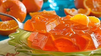 Gelatina saludable, postre nutritivo, receta refrescante, textura crujiente, gelatina de frutas y vegetales. - (Imagen Ilustrativa Infobae)