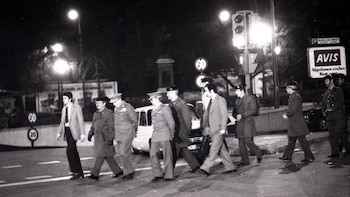 AMP2- Seis miembros del CESID