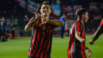 Patronato eliminó a Gimnasia y