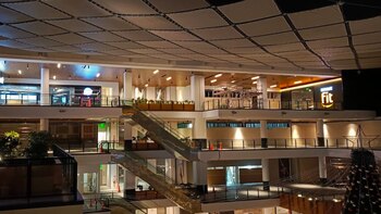 Interiores del último centro comercial