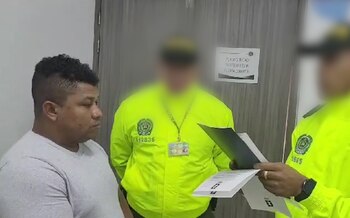 Autoridades de Colombia y Ecuador