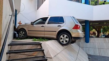 El conductor iba junto a