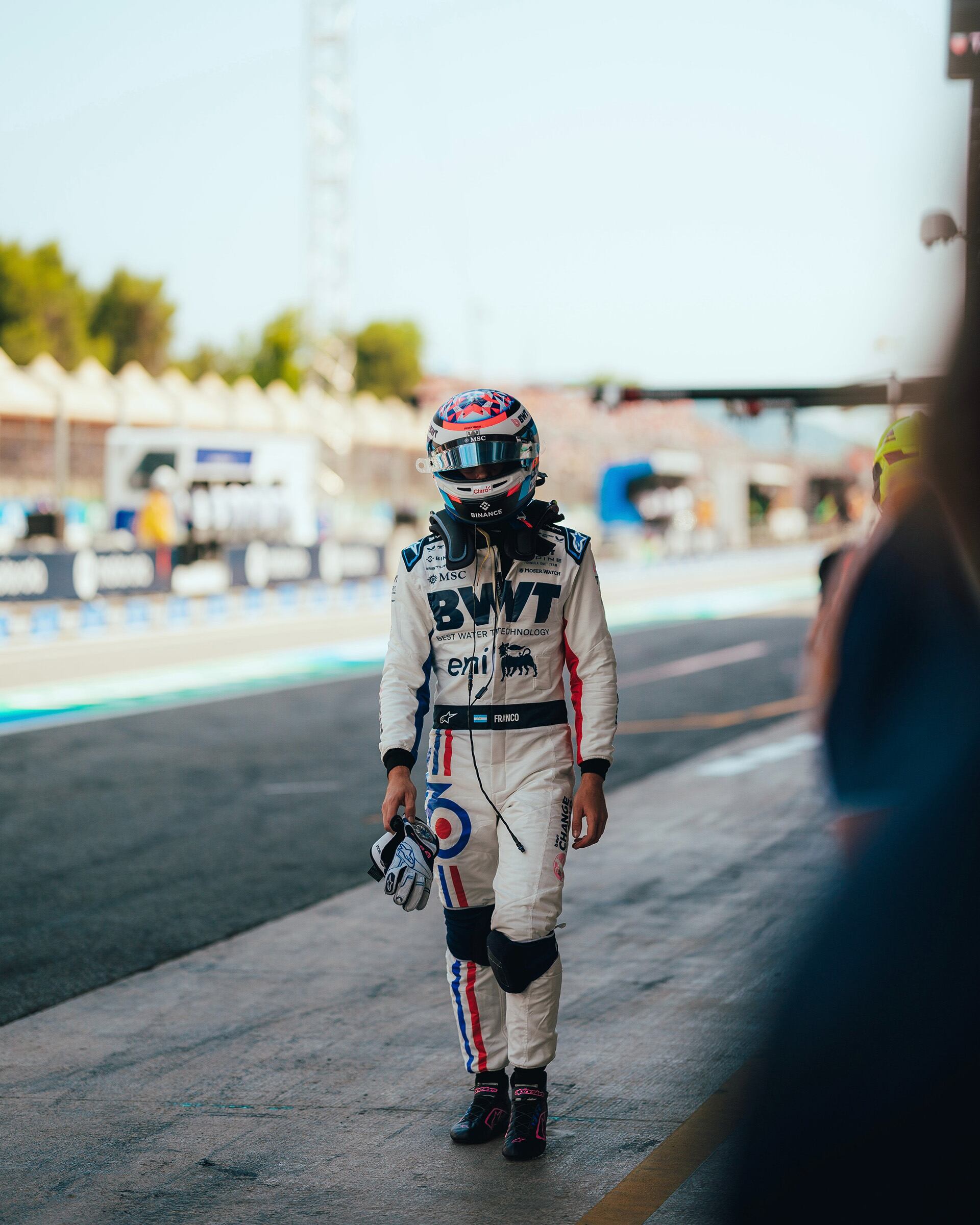 El momento de los problemas en el auto de Colapinto y su enojo