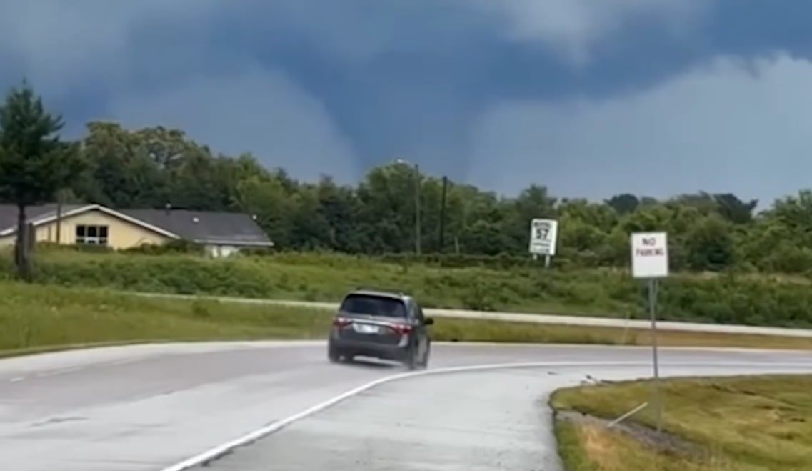El récord de tornados en Illinois triplica el promedio anual del estado, que suele rondar los 50 eventos. (KATHRYN HOLSTLAW)