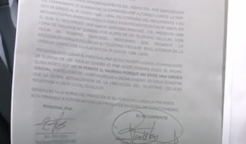 Joven denuncia que su celular robado estuvo en una dependencia policial de Lima Centro, cerca a la Av. España, durante un mes. (Foto: Composición - Infobae/Renato Silva/Panamericana)