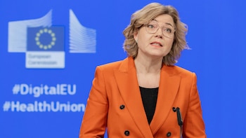 Bruselas coordina con los Veintisiete la actuación frente a la desinformación por la crisis de Ceuta