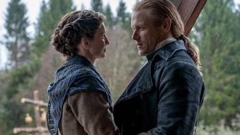 Caitríona Balfe y Sam Heughan