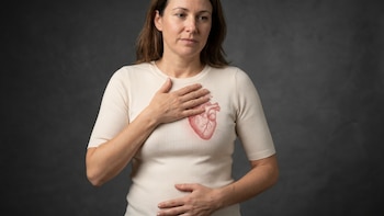 La hinchazón abdominal podría ser una señal temprana de riesgo cardiovascular, afirma un estudio